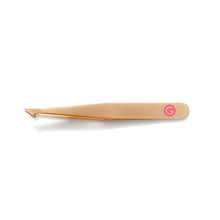 Load image into Gallery viewer, Grande Cosmetics Grande Tweezers Grande Cosmetics Shop at Exclusive Beauty Club
