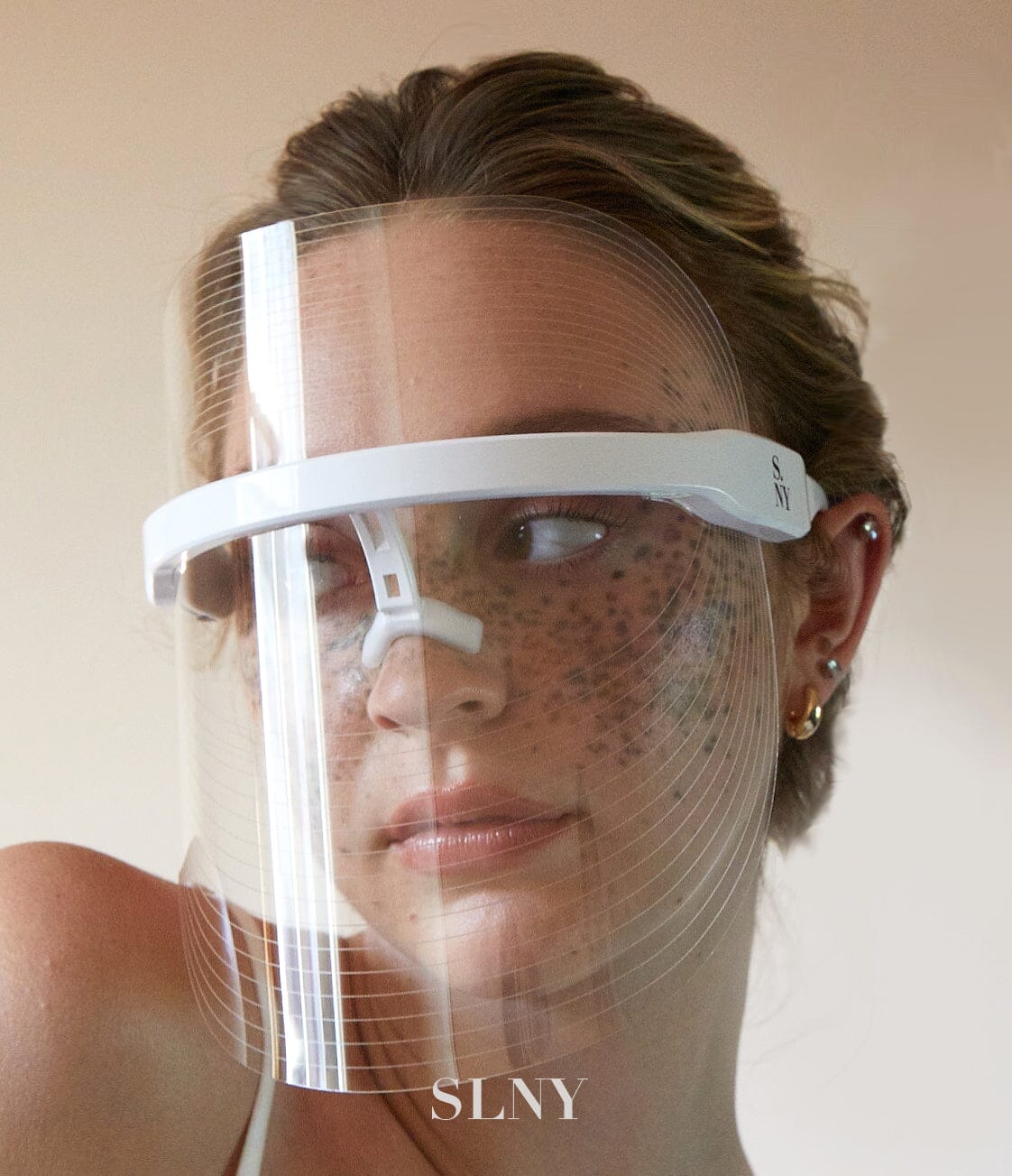 Solaris Laboratories NY How To Glow 4 Color LED Light Therapy Mask Solaris Laboratories NY Shop at Exclusive Beauty