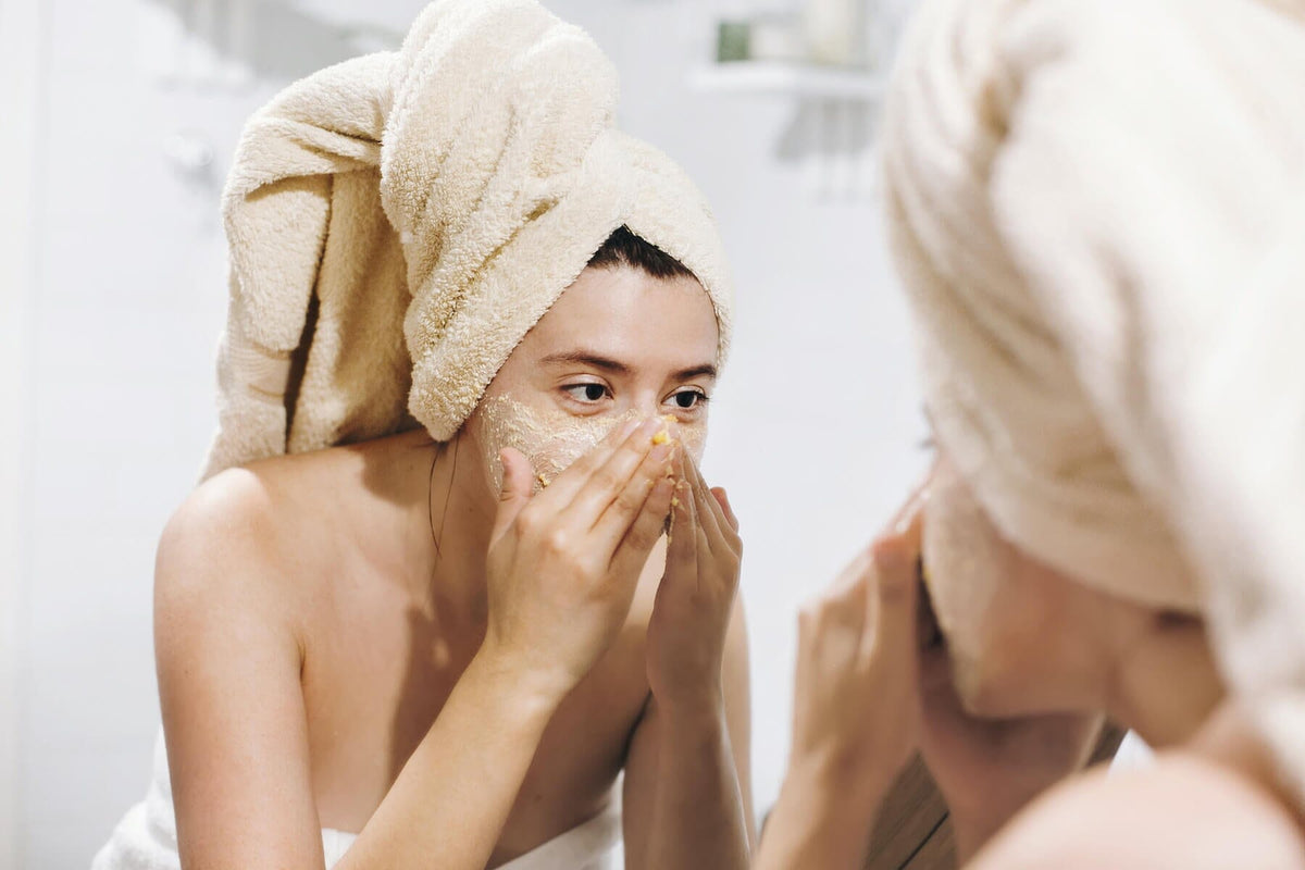 AHA vs BHA Exfoliants