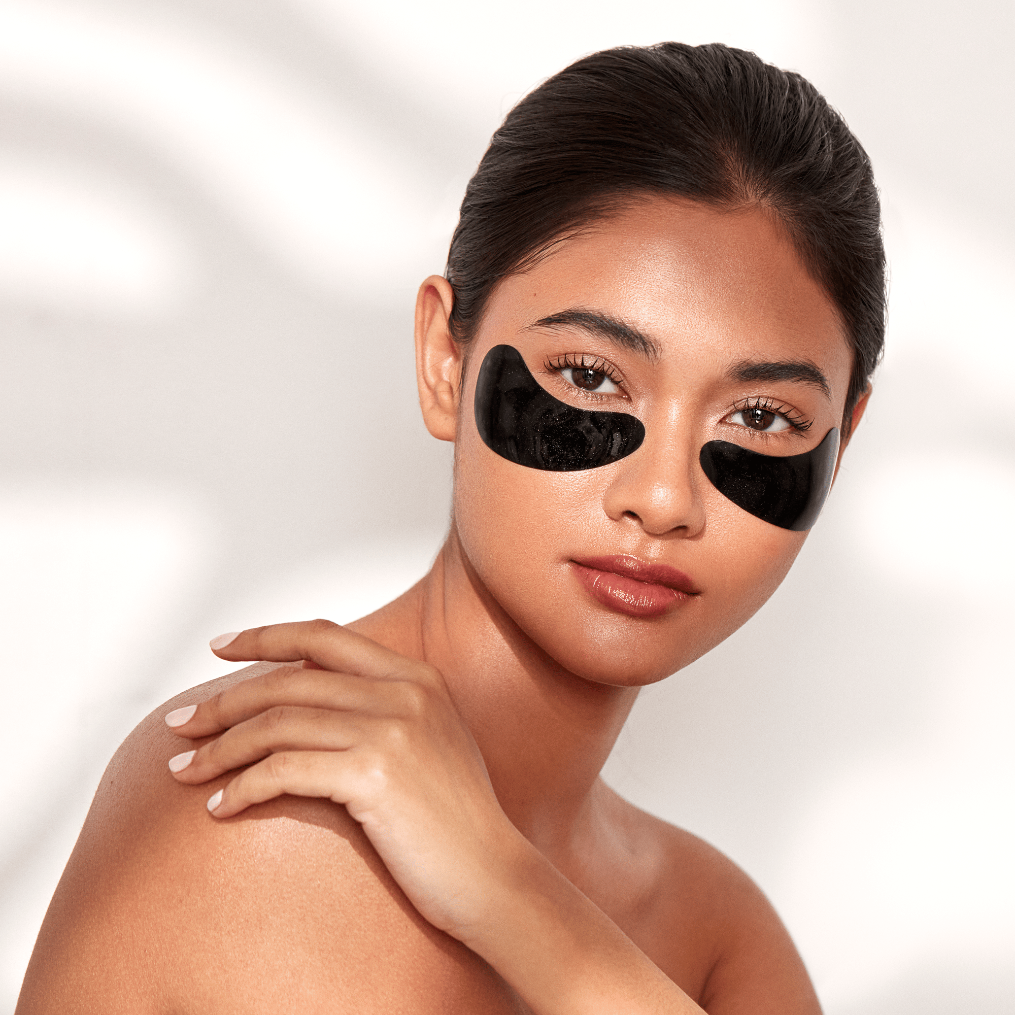 111Skin Celestial Black Diamond Eye Mask available at Exclusive Beauty Club. Target dullness, fine lines, and dark circles.