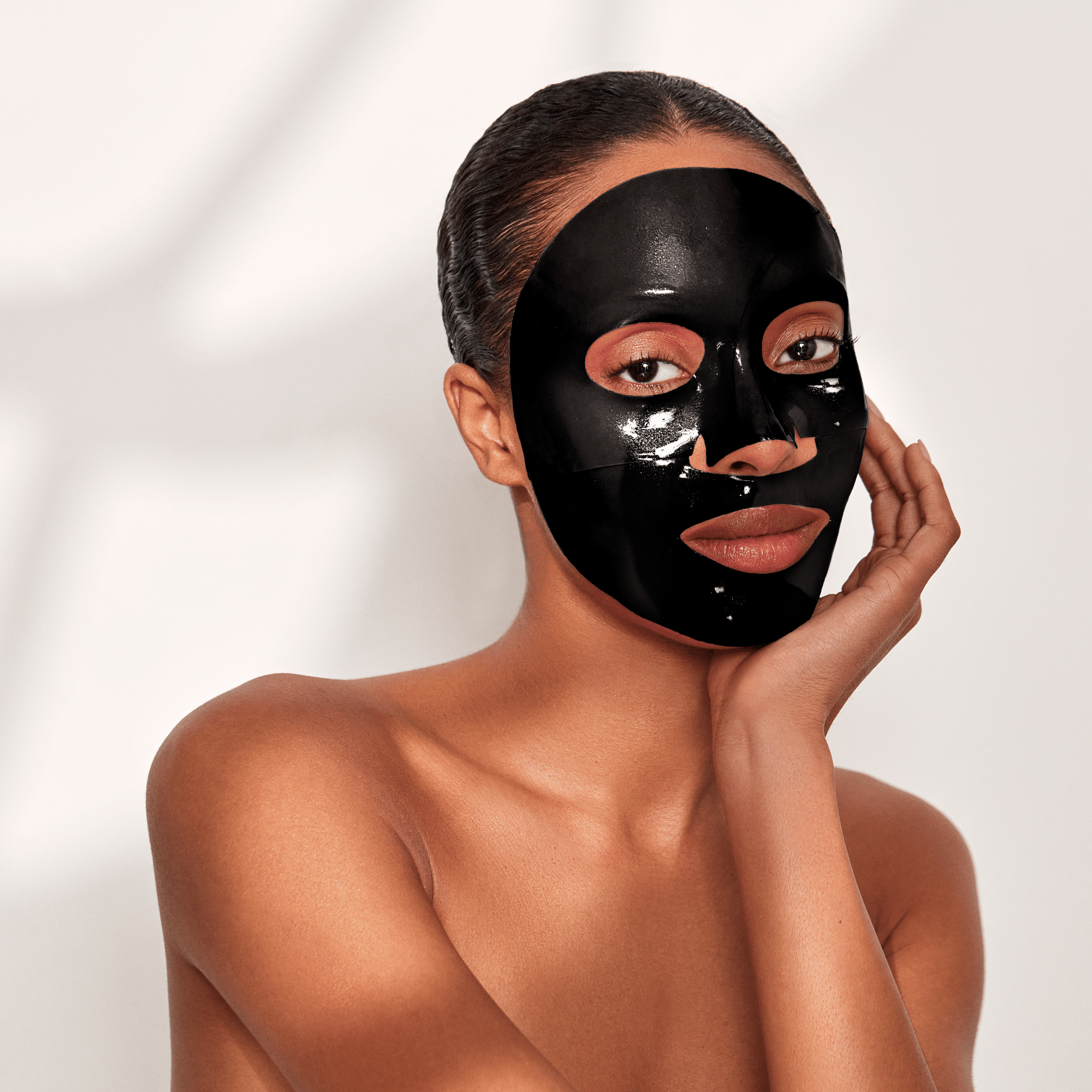 111SKIN Celestial Black Diamond Lifting and Firming Face Mask available at Exclusive Beauty Club. Smooth fine lines and wrinkles.