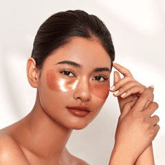 111SKIN Rose Gold Illuminating Eye Masks available at Exclusive Beauty Club. Brighten and illuminate under eyes.