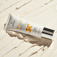 Bild in Galerie-Viewer laden, IMAGE Skincare Daily Prevention Pure Mineral Hydrating Moisturizer SPF 30
