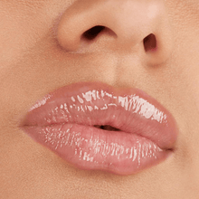 Charger l&#39;image dans la visionneuse de galerie, Grande Cosmetics Travel Size GrandeLIPS Hydrating Lip Plumper, Gloss, Clear
