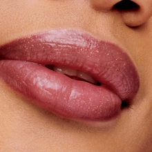Carregar imagem no visualizador da Galeria, Jane Iredale HydroPure Lip Gloss Candied Rose Model Shop At Exclusive Beauty
