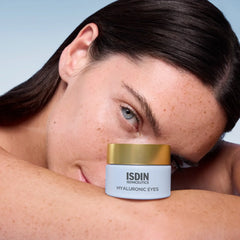 ISDIN-Hyaluronic-Eyes-Model