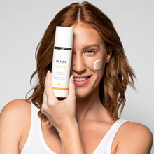 Charger l&#39;image dans la visionneuse de galerie, Image Skincare Vital C Hydrating Facial Cleanser Shop Vital C Collection At Exclusive Beauty
