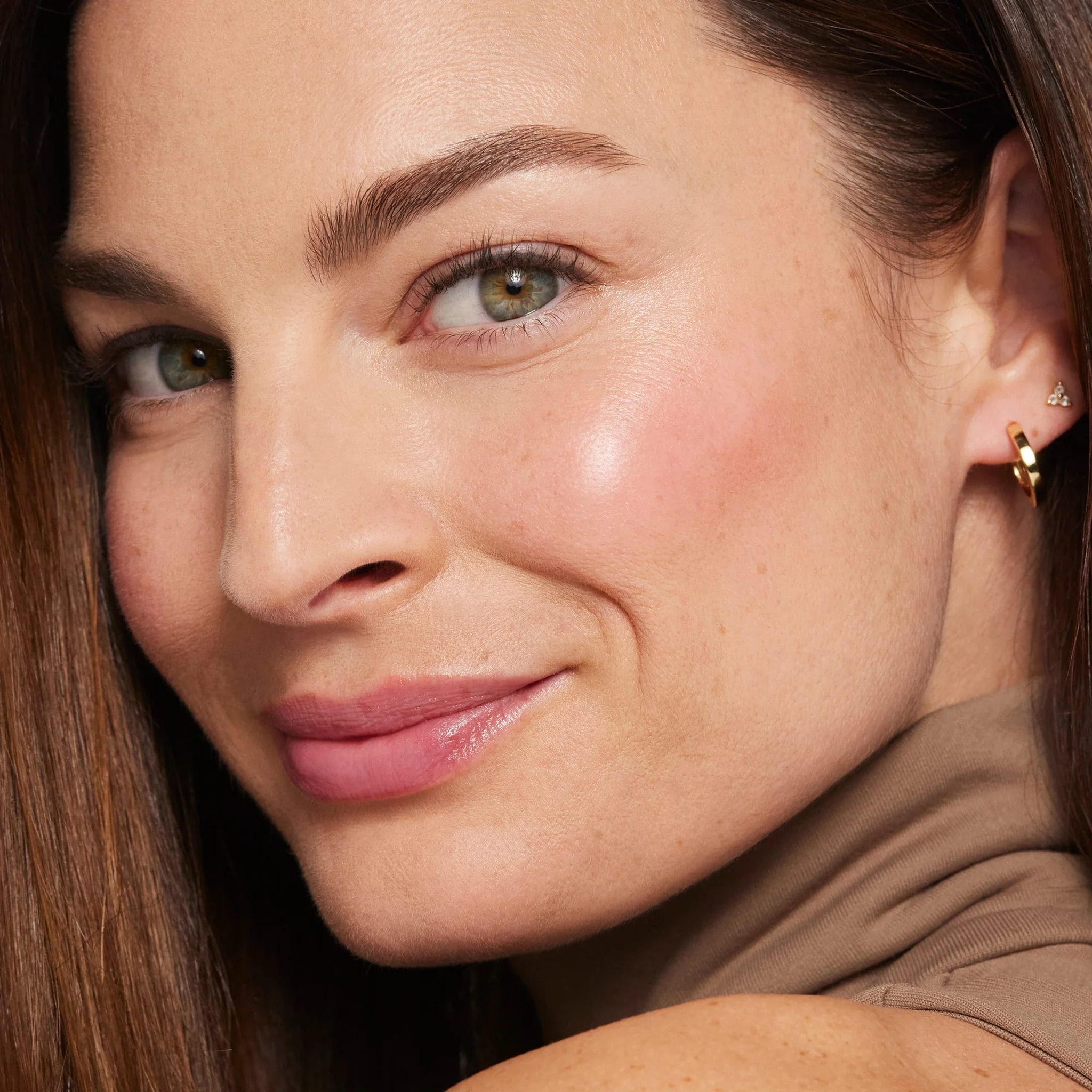 Radiant glowing complexion with Jane Iredale Smooth Affair Brightening Primer