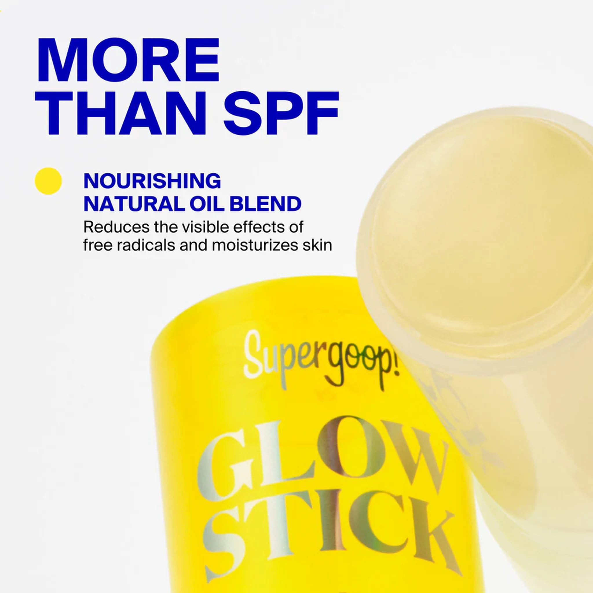 Natural oil blend reduces free radicals and moisturizes skin