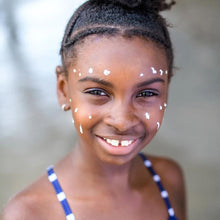 Carregar imagem no visualizador da Galeria, Black Girl Sunscreen Kids Broad Spectrum SPF 50 Sunscreen Black Girl Sunscreen Shop at Exclusive Beauty Club

