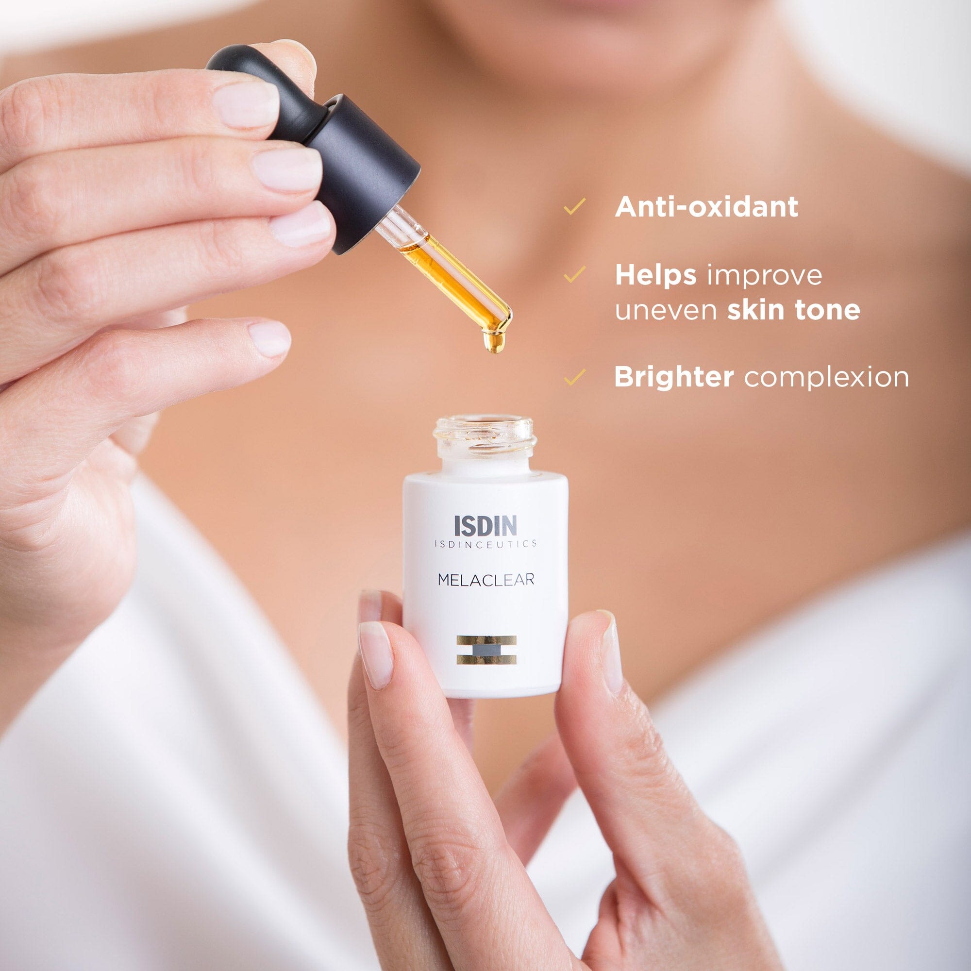 ISDIN Melaclear Serum ISDIN Shop at Exclusive Beauty