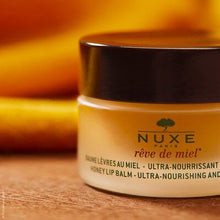 将图片加载到图库查看器，Nuxe Ultra Nourishing &amp; Repairing Honey Lip Balm Reve de Miel Nuxe Shop at Exclusive Beauty Club
